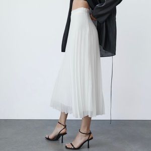 White Zara Pleated Skirt
